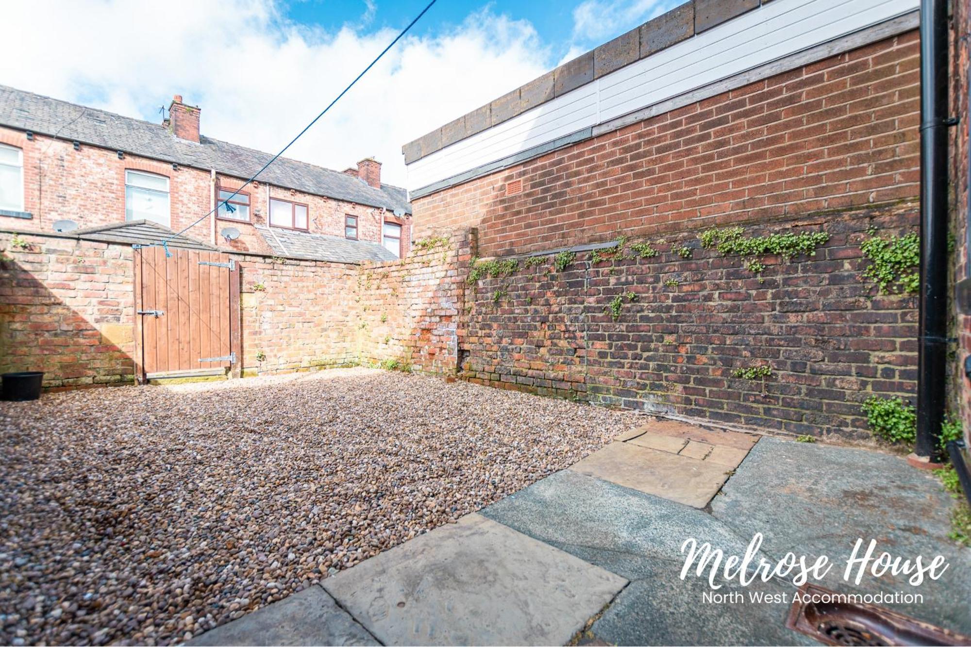 Manchester Work Stays 2Br Home With Parking & Wifi Ngoại thất bức ảnh