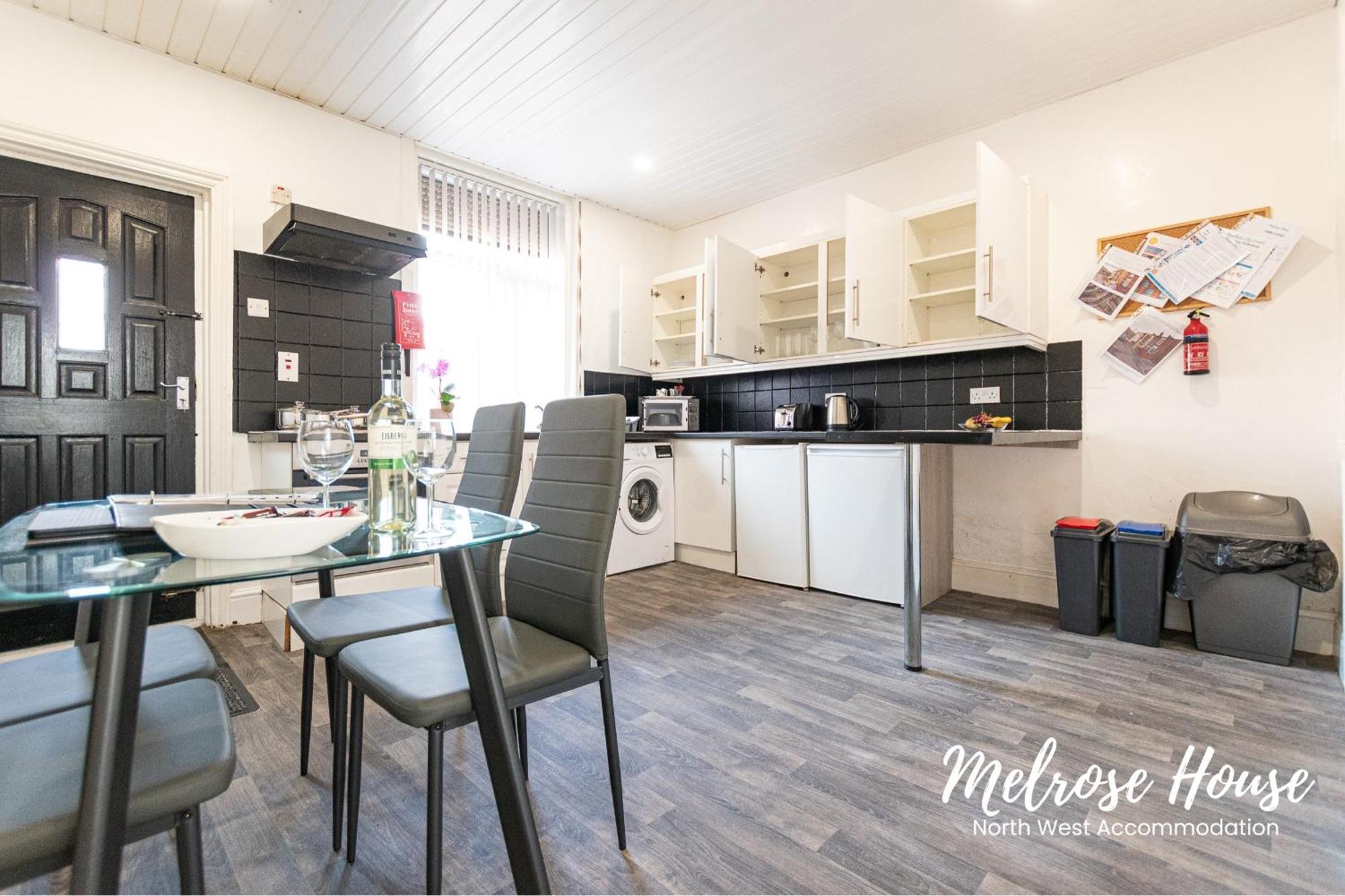 Manchester Work Stays 2Br Home With Parking & Wifi Ngoại thất bức ảnh