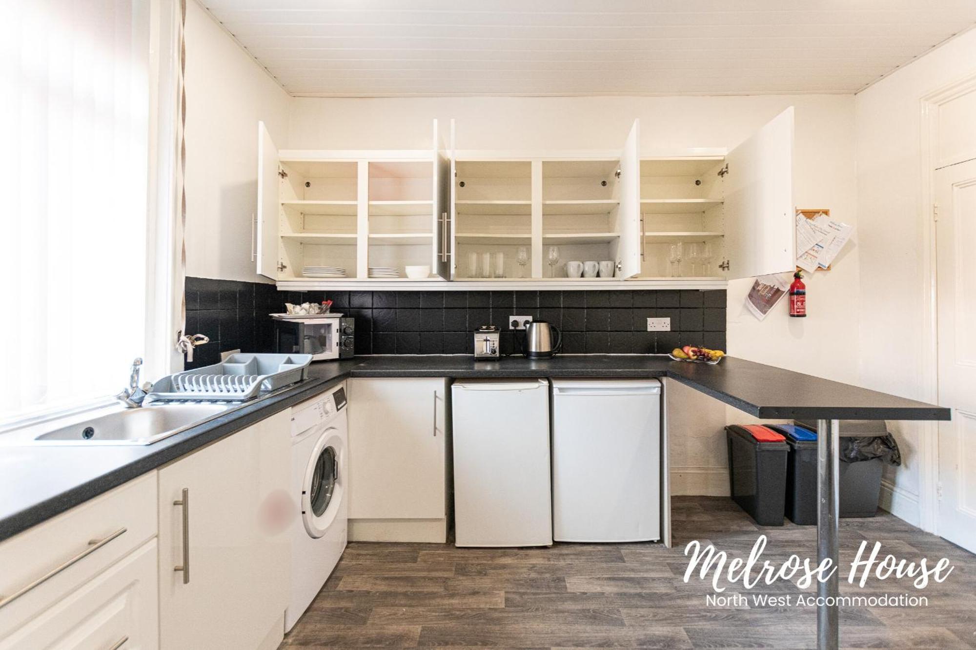 Manchester Work Stays 2Br Home With Parking & Wifi Ngoại thất bức ảnh