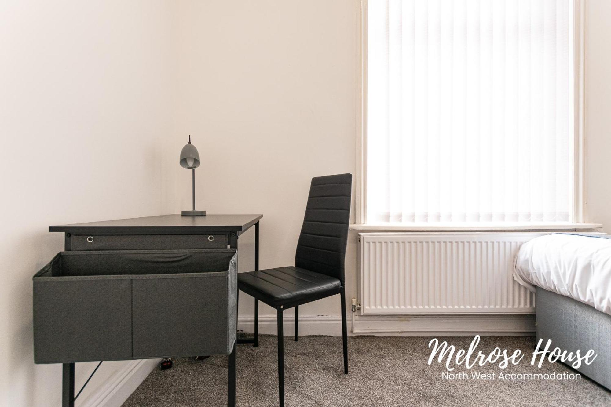 Manchester Work Stays 2Br Home With Parking & Wifi Ngoại thất bức ảnh