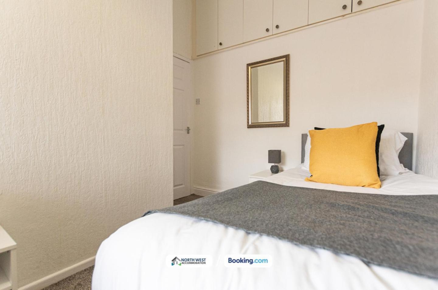 Manchester Work Stays 2Br Home With Parking & Wifi Ngoại thất bức ảnh