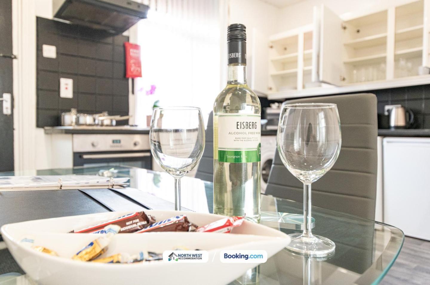 Manchester Work Stays 2Br Home With Parking & Wifi Ngoại thất bức ảnh