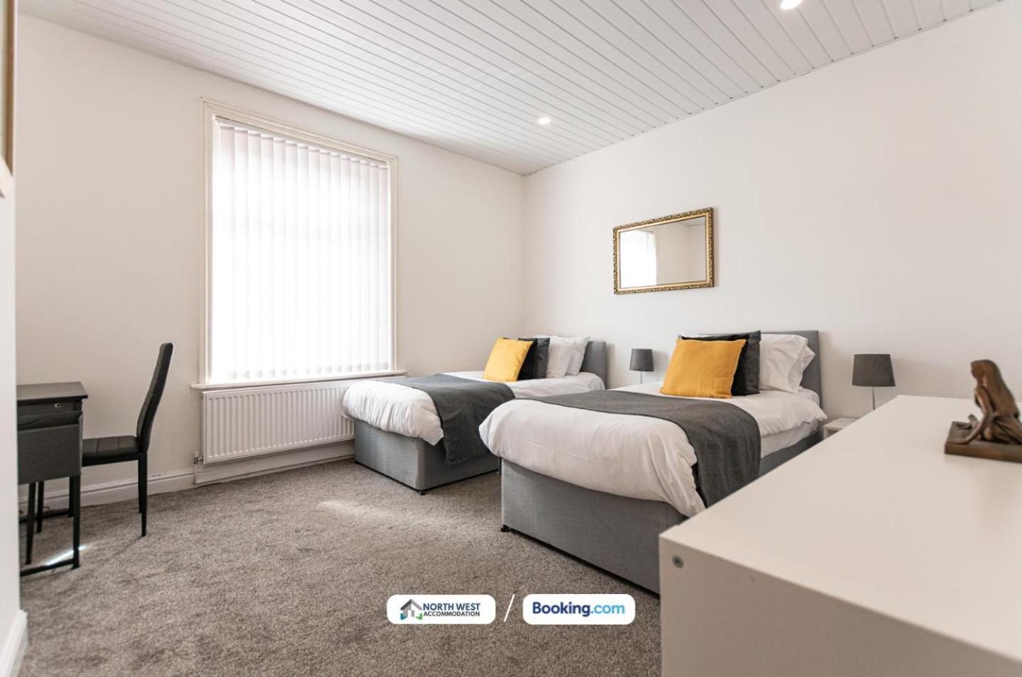 Manchester Work Stays 2Br Home With Parking & Wifi Ngoại thất bức ảnh